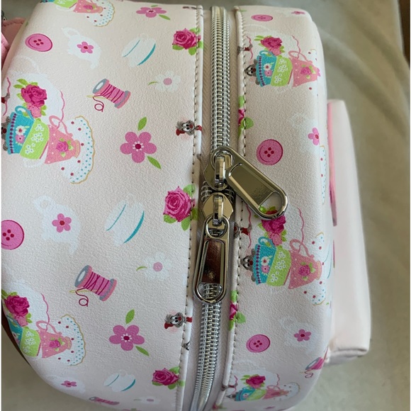 Loungefly X Disney Cinderella Mice Backpack Bag Purse NWT - Picture 8 of 10